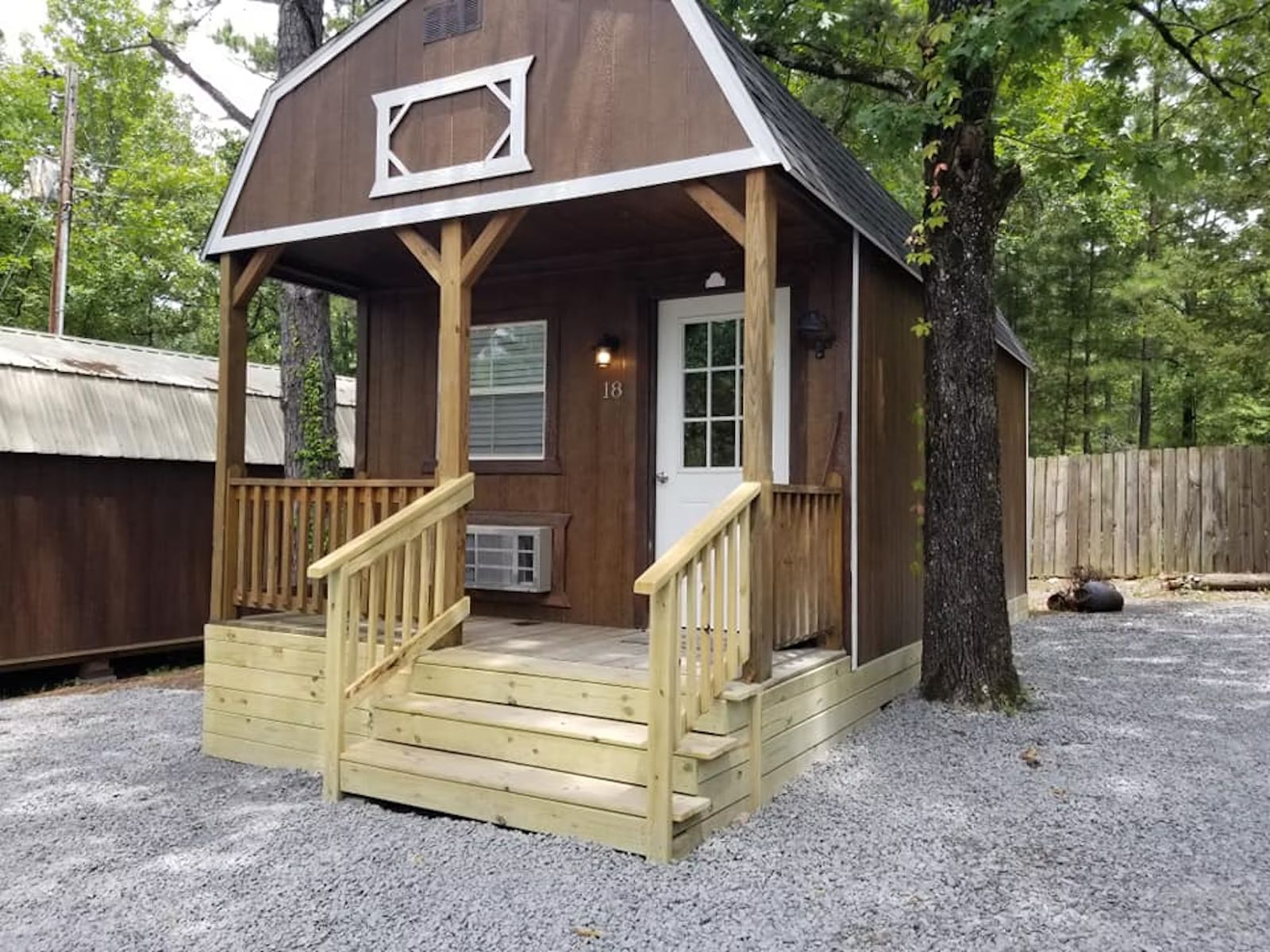 Southern Comfort Inn and Resort Greers Ferry Lake Arkansas